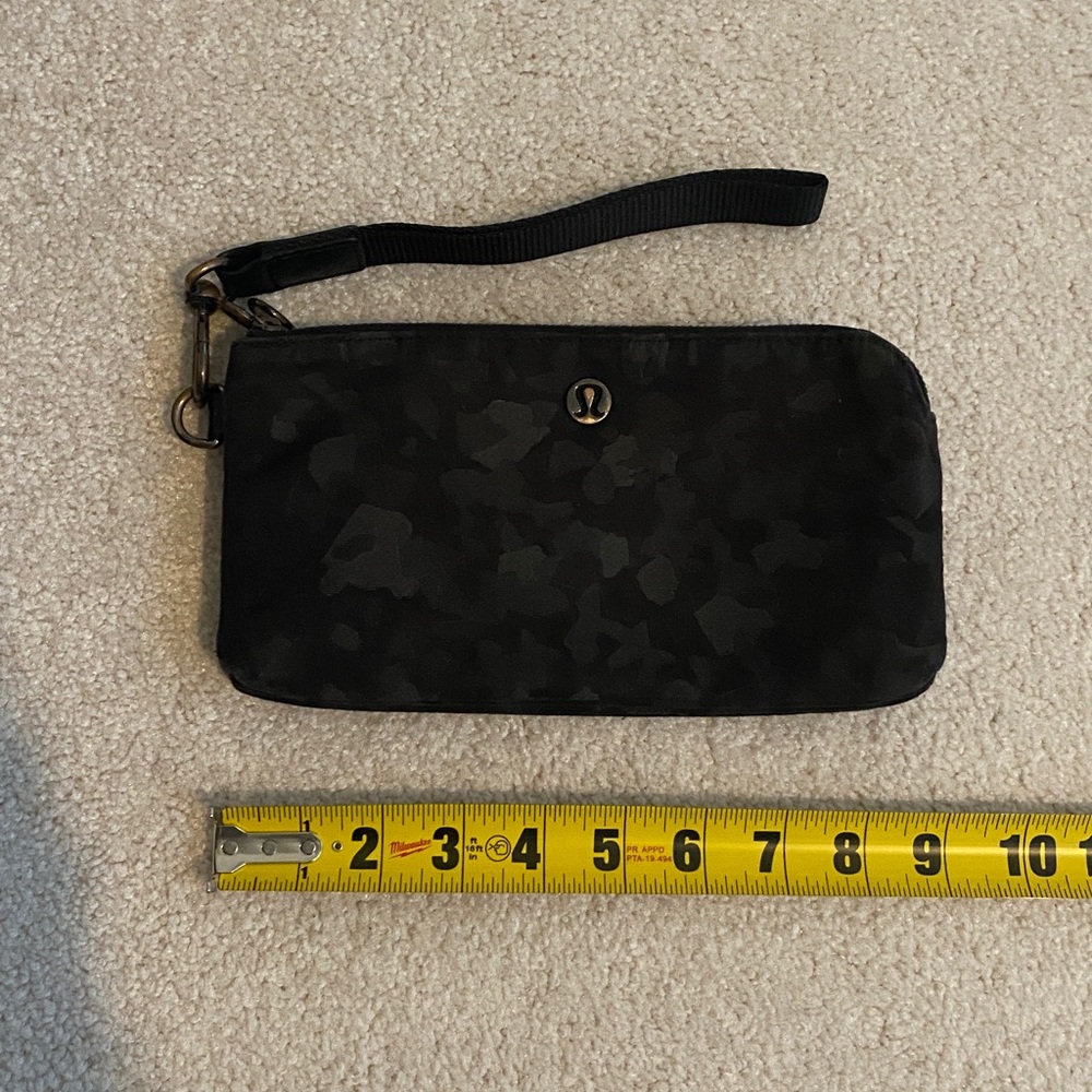 Lululemon Stylish Black Unisex Duffle Bag/Backpack Set - Picture 16 of 16